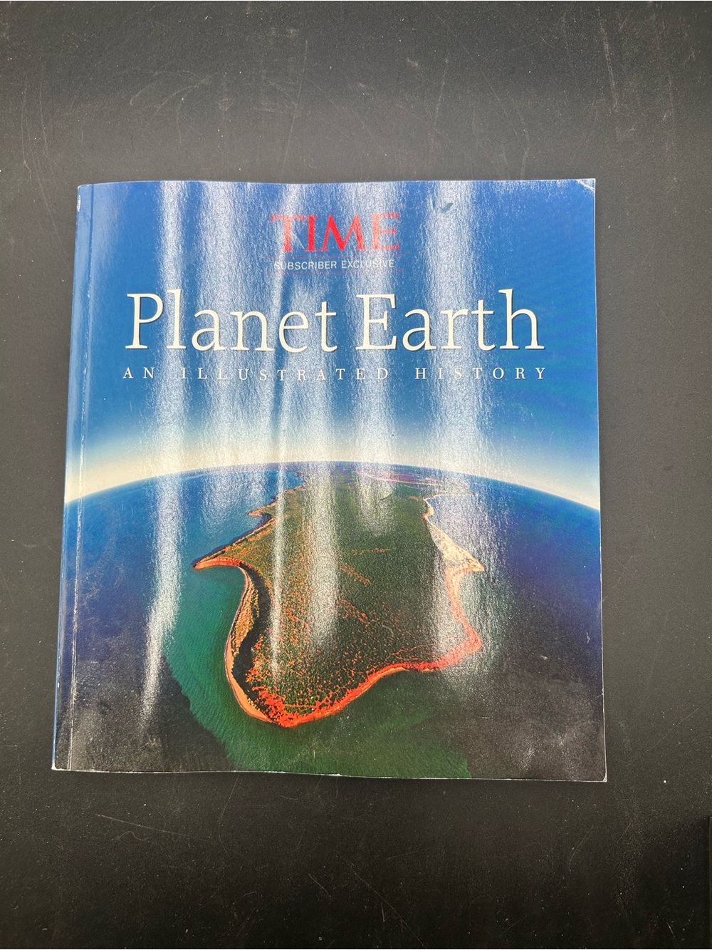 Time Planet Earth Illustrated History - Blue Cover paperback